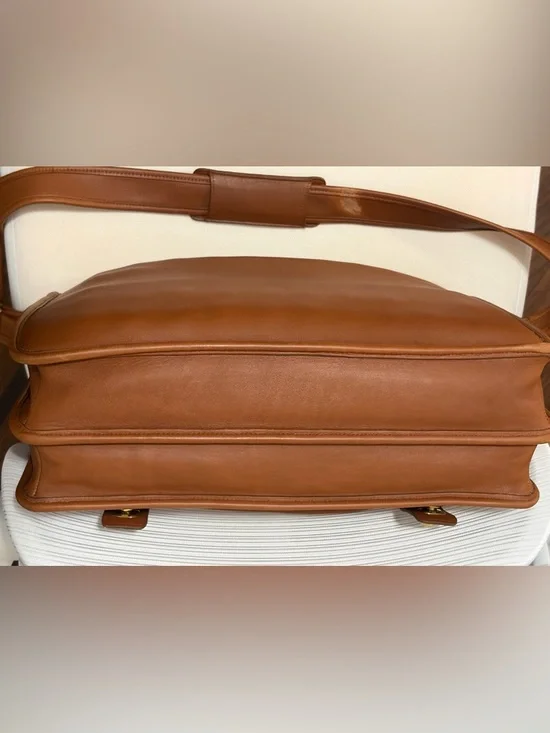 Vintage Coach Men's Essex Briefcase (#5274) Tan Leather Messenger & Laptop Bag - Picture 12 of 13